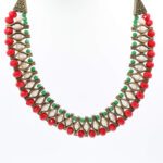 Dudak Aparatlı Kristal Kolye