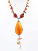 Kırmızı Akik Kırık Taşlı Kolye