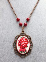 Çiçekli Bakır Çerçeveli Kanaviçe Kolye - Görsel 2